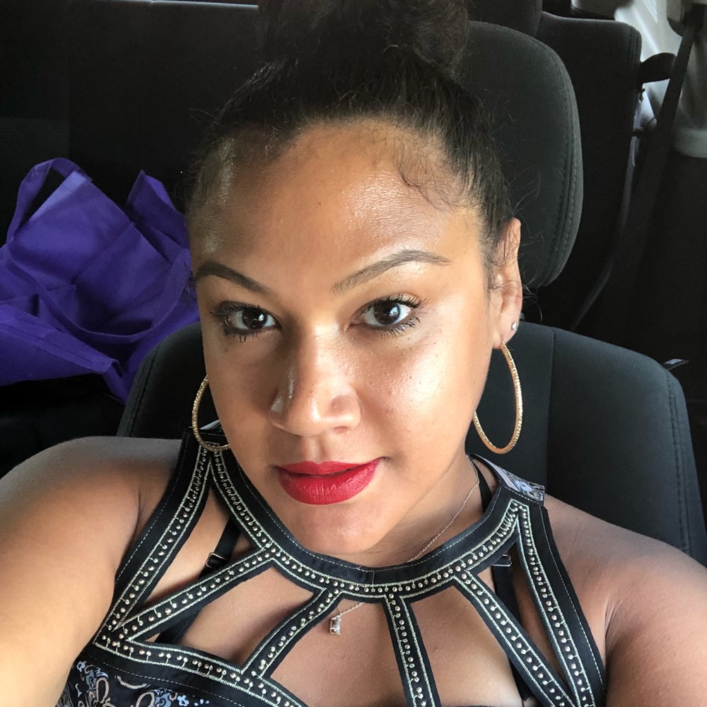 Meet your Posher, Kelly